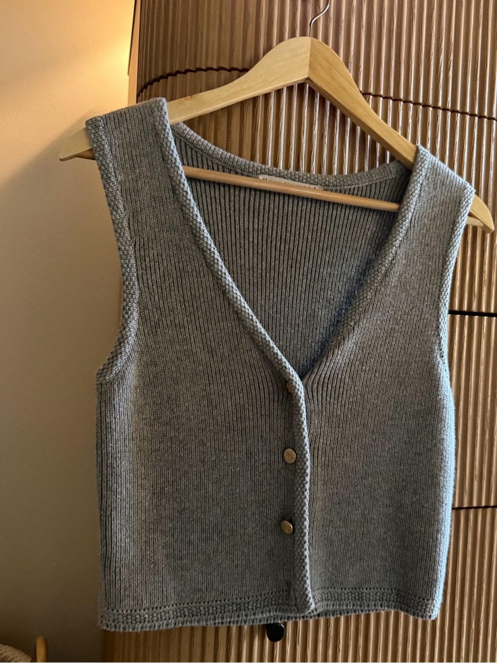Abercombie Gray Knit Button Front Vest